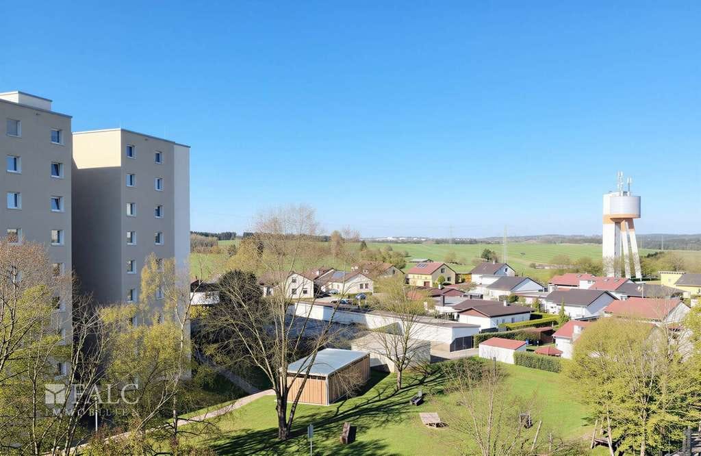 Immobilie in Aldingen - Sofort bezugsfreie 2-Zimmer-Wohnung mit Balkon und Aufzug in Aldingen - Bild 4