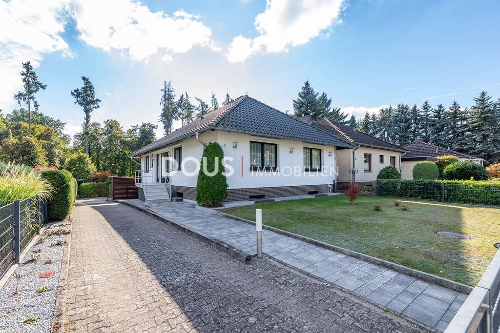 Immobilie in Hitzacker - Lichtdurchflutet, modernisiert, gepflegt – 
Einfamilienhaus mit Gartenidylle - Bild 1