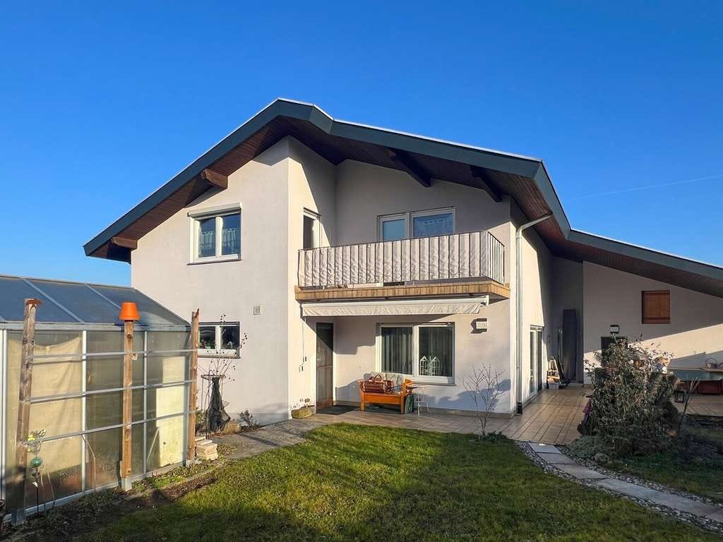 Immobilie in Ittlingen - Großes Einfamilienhaus mit Gartenidylle: Ankommen. Aufatmen. Zuhause sein. - Bild 3