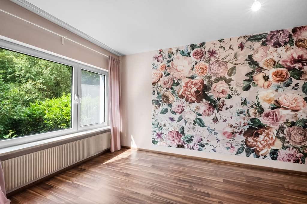 Immobilie in Schwebheim - Ein Haus voller Möglichkeiten – für Familien, Generationen und Investoren - Bild 0