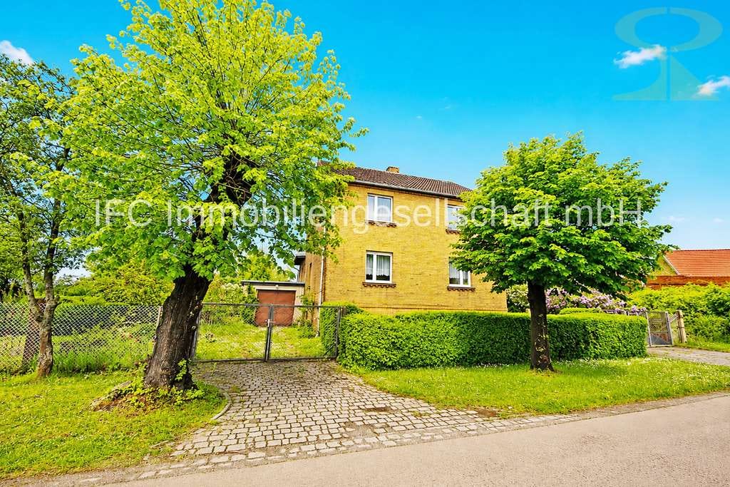 Immobilie in Kemberg - Einfamilienhaus mit Nebengelass, Garage und großem Grundstück in Kemberg OT Dorna - Bild 1