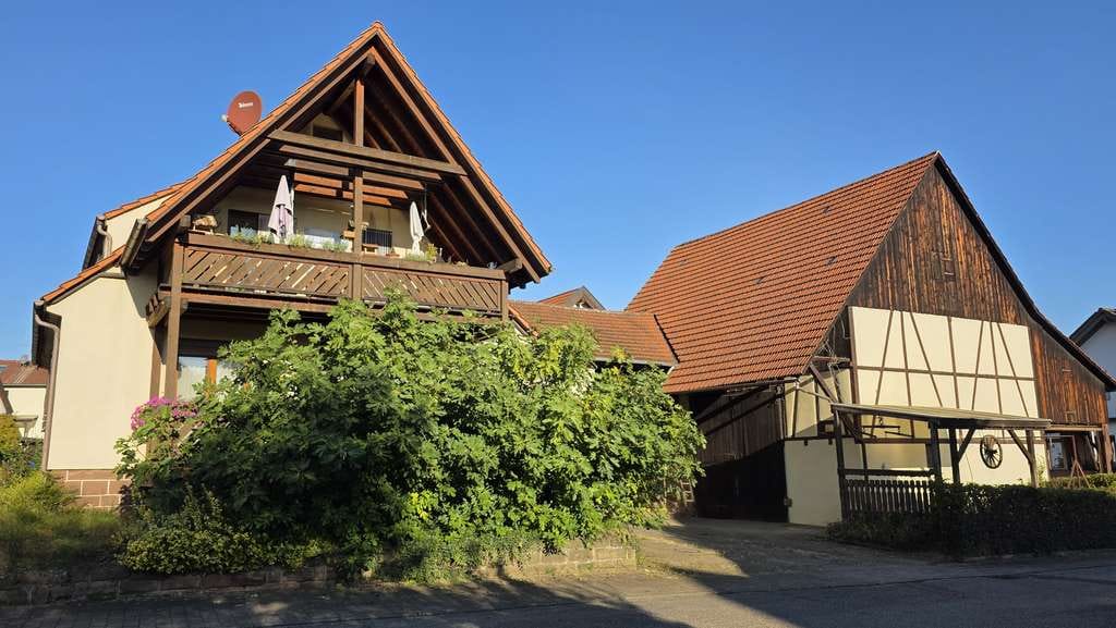 Immobilie in Keltern - Schönes Zweifamilienhaus zum  Eigennutz und als Kapitalanlage - Bild 4