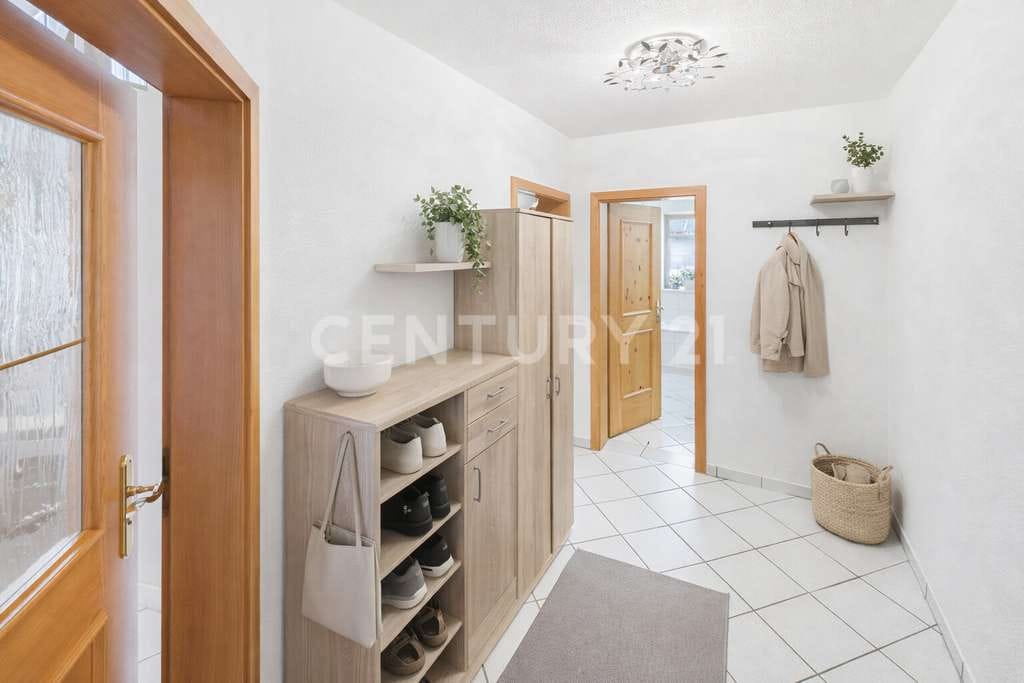 Immobilie in Siegsdorf - Stilvolle Maisonette-Wohnung für modernes Wohnen - Bild 4