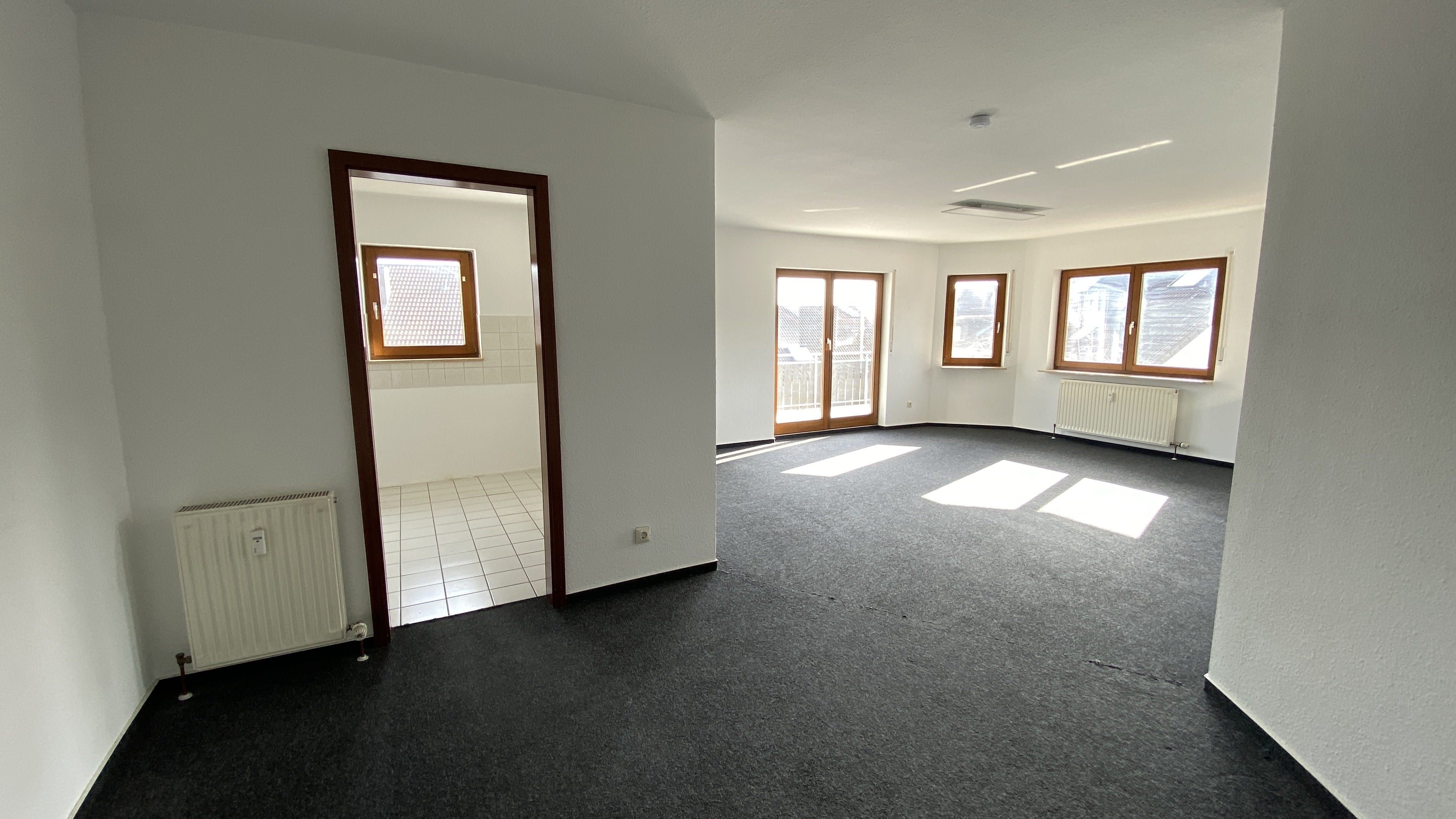 Immobilie in Abstatt - Großzügige Wohnung in Abstatt - Terrasse, Balkon & Potenzial - Bild 3