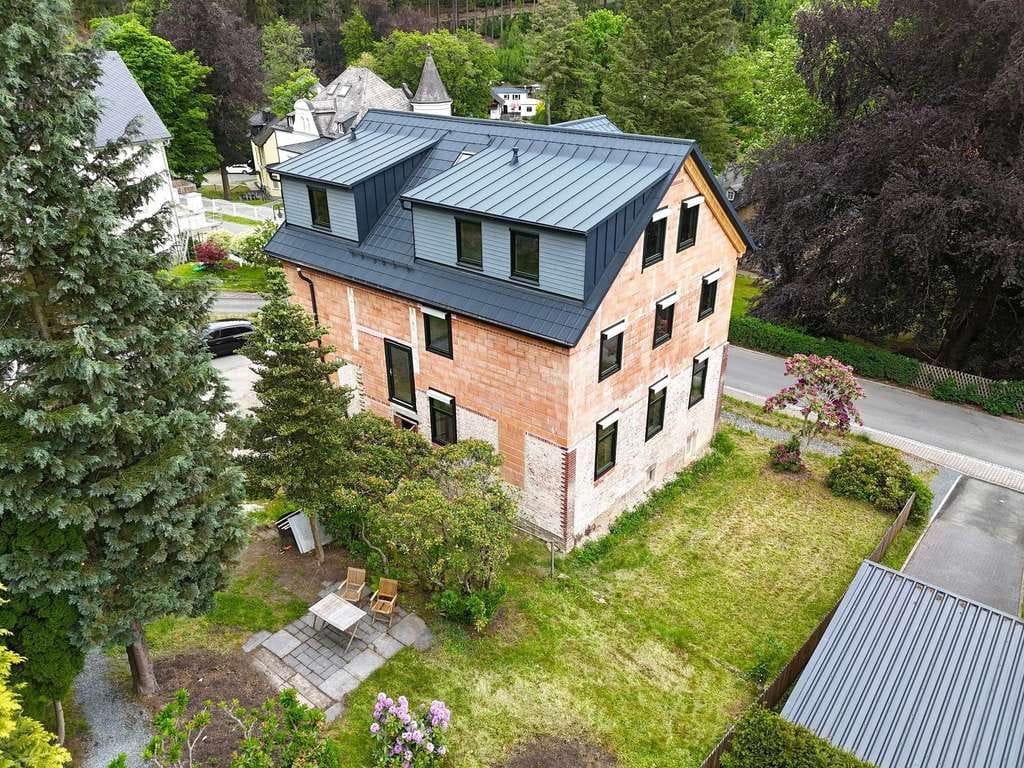 Immobilie in Bad Elster - Rohdiamant in Bad Elster: 261 m², Energie A+ konzipiert & förderfähig - Bild 3