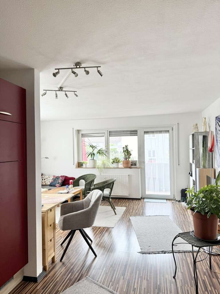 Immobilie in Bad Schönborn - Freiwerdend - Moderne 1,5-Zi-Wohnung im Erdgeschoss mit großem Sonnenbalkon und TG-Stellplatz - Bild 2