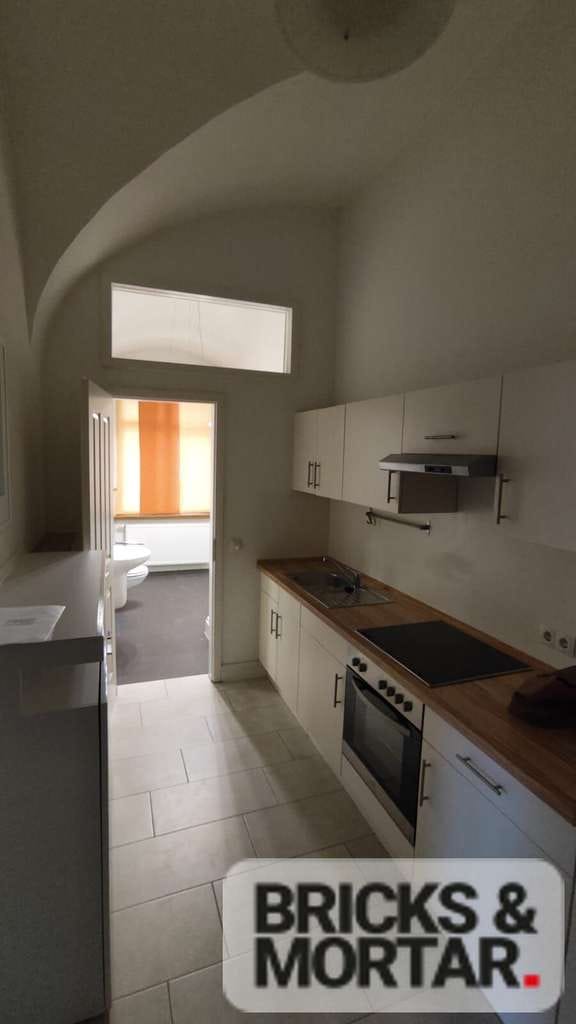 Immobilie in Krumbach (Schwaben) - Wohnen im Schloss, stilvolle 1 Zimmerwohnung in Denkmalgeschütztem Anwesen - Bild 4