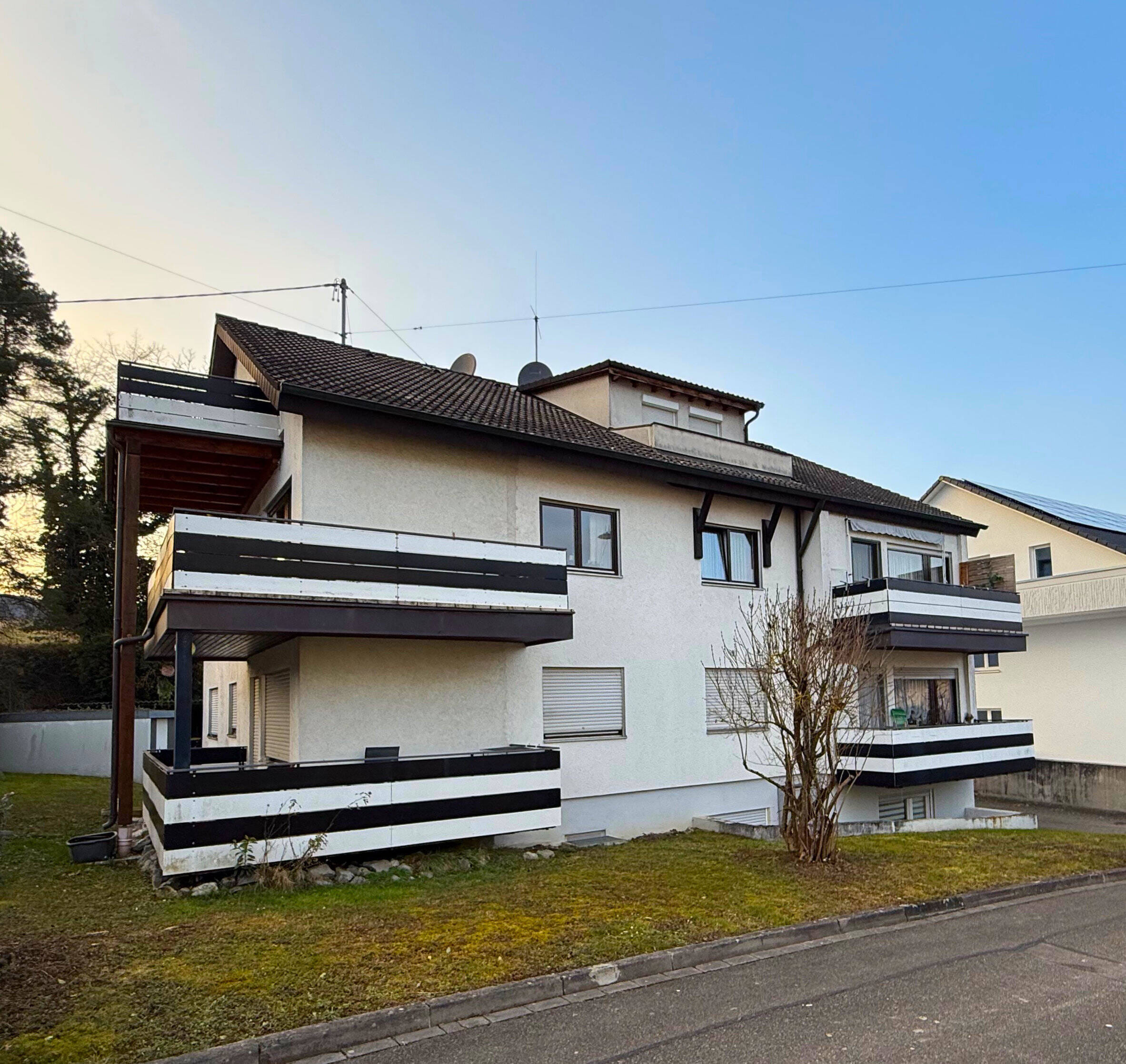 Immobilie in Heitersheim - Für Kapitalanleger geeignet - 4,13 % Rendite - Mehrfamilienhaus mit 7 Wohneinheiten in Heitersheim !  - Bild 2