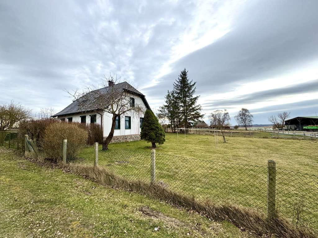 Immobilie in Warrenzin - Familiendomiziel oder Wochenendhaus für Jäger - Bild 0