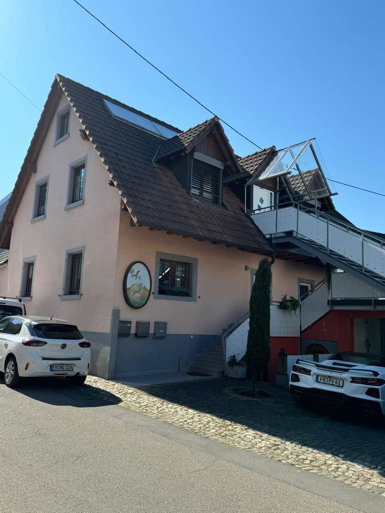 Immobilie in Vogtsburg im Kaiserstuhl - Mehrfamilienhaus mit 4 Wohneinheiten - Bild 0