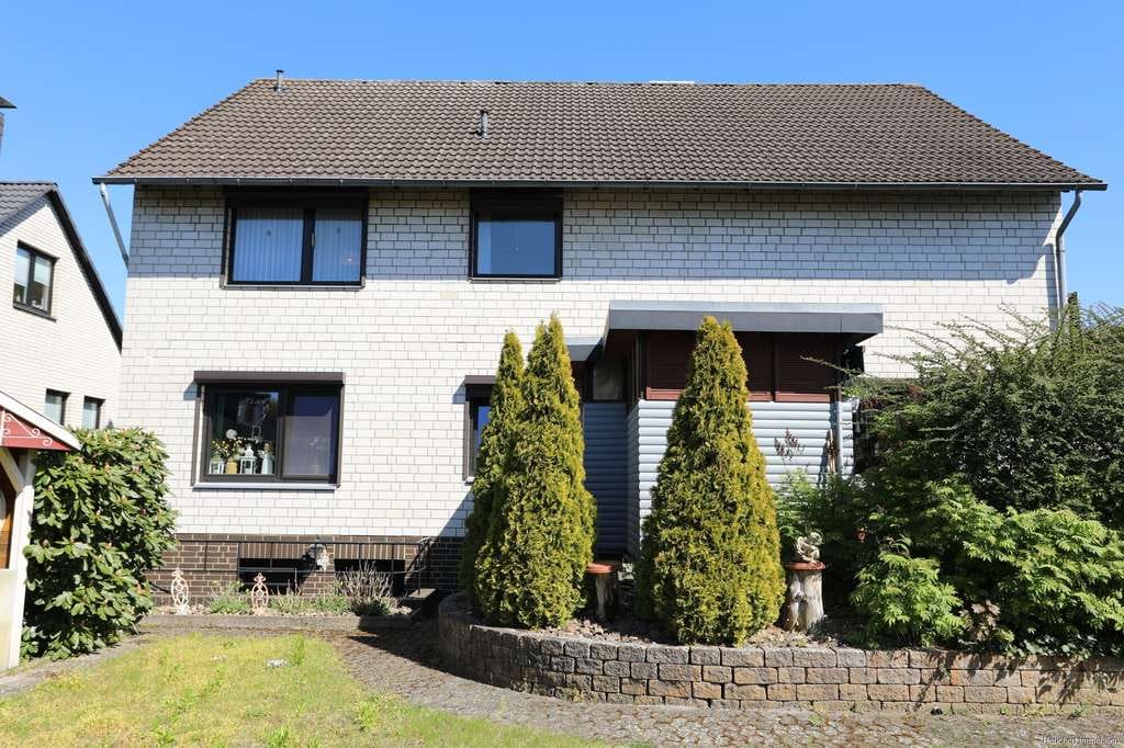 Immobilie in Gifhorn - Familienfreundlich - viele Zimmer - ruhige Lage - Zweifamilienhaus in Gifhorn - Bild 3