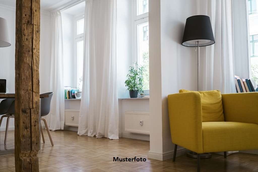 Immobilie in Grenzach-Wyhlen - Großzügige 4-Zimmer-Wohnung mit 2 Terrassen und Gartenanteil - Bild 0