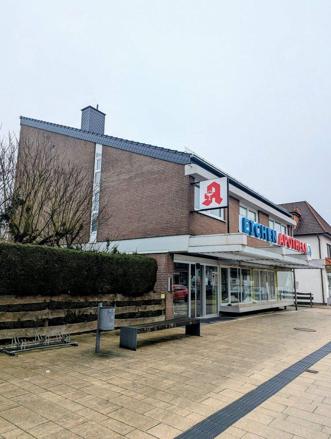 Immobilie in Oyten - Wohn-Geschäftshaus - alte Eichenapotheke - zentral in OYTEN - Bild 1