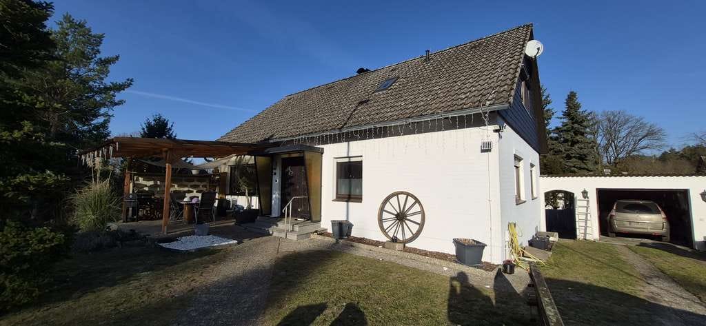 Immobilie in Höhbeck - Familienglück in ruhiger Sackgassenlage * Küche mit EBK * 2 Bäder * Vollkeller * Garage - Bild 2
