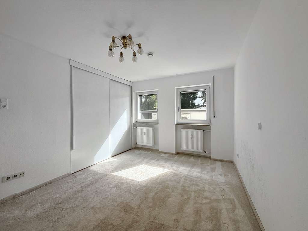 Immobilie in Grünwald - Familienfreundliche 4-Zimmer-Wohnung mit sonniger Westloggia in Grünwald - Bild 2