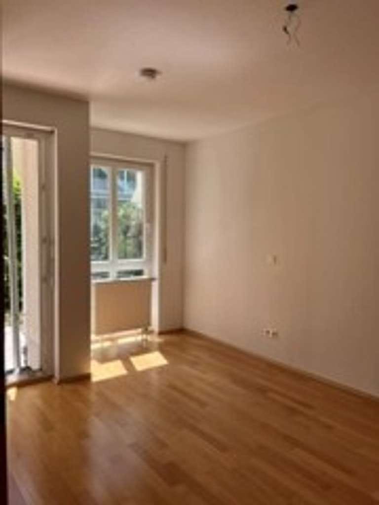 Immobilie in Unterföhring - 2-ZimmerEG mit Terrasse u. kleinen Garten - Bild 3