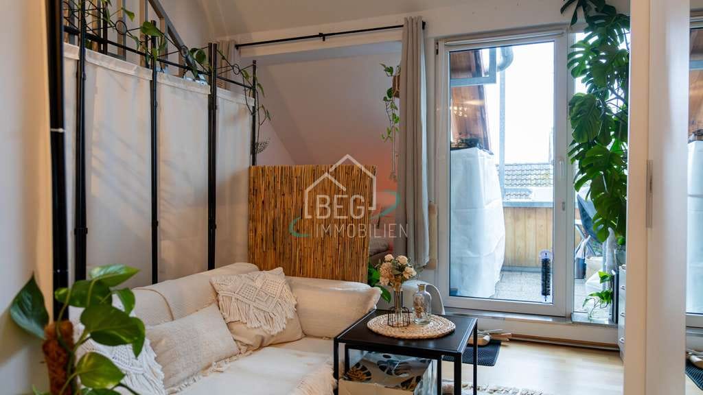 Immobilie in Köngen - Ideal für Singles oder Anleger: 1,5 Zimmer Maisonettewohnung mit Loggia & TG-Stellpatz - Bild 3