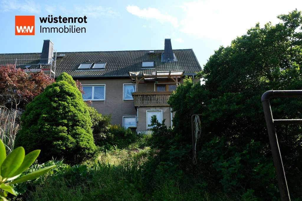 Immobilie in Oederan - Schöne Doppelhaushälfte in Feldrandlage mit weitem Blick und großem Potenzial - Bild 1