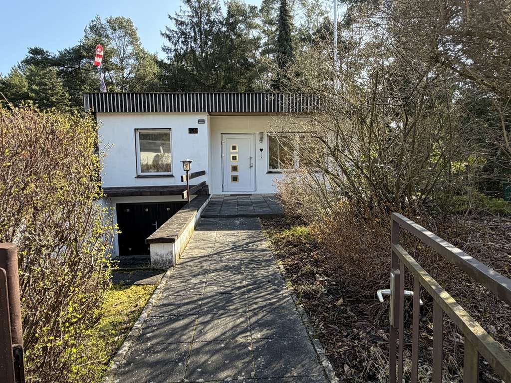 Immobilie in Spremberg - Charmanter Bungalow in idyllischer,  ruhiger Umgebung am Stausee - Bild 0