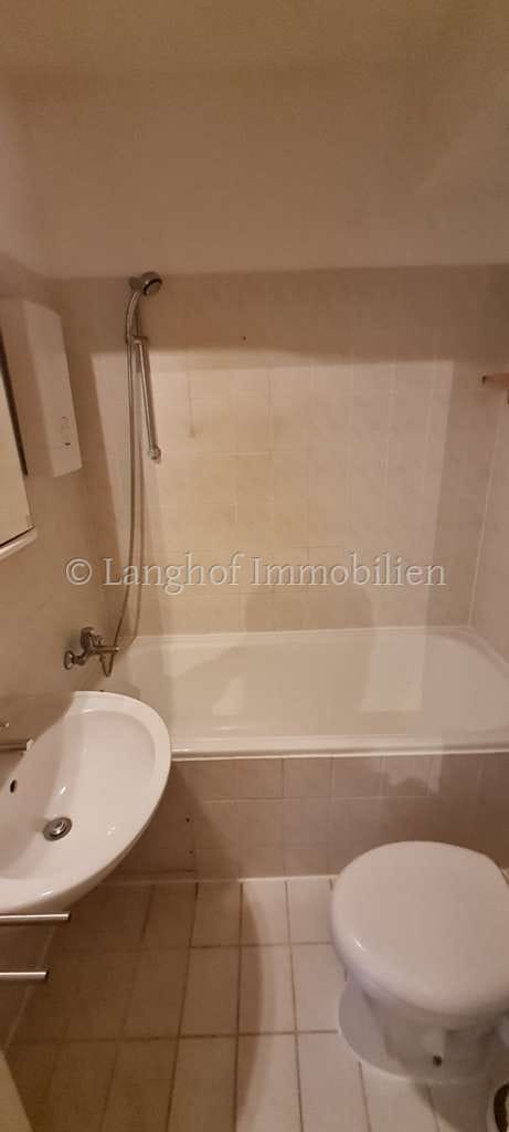 Immobilie in Fürth - SOFORT BEZUGSFREI: Moderne 1-Zimmerwohnung in zentraler Lage mit TG-Stellplatz - Bild 1