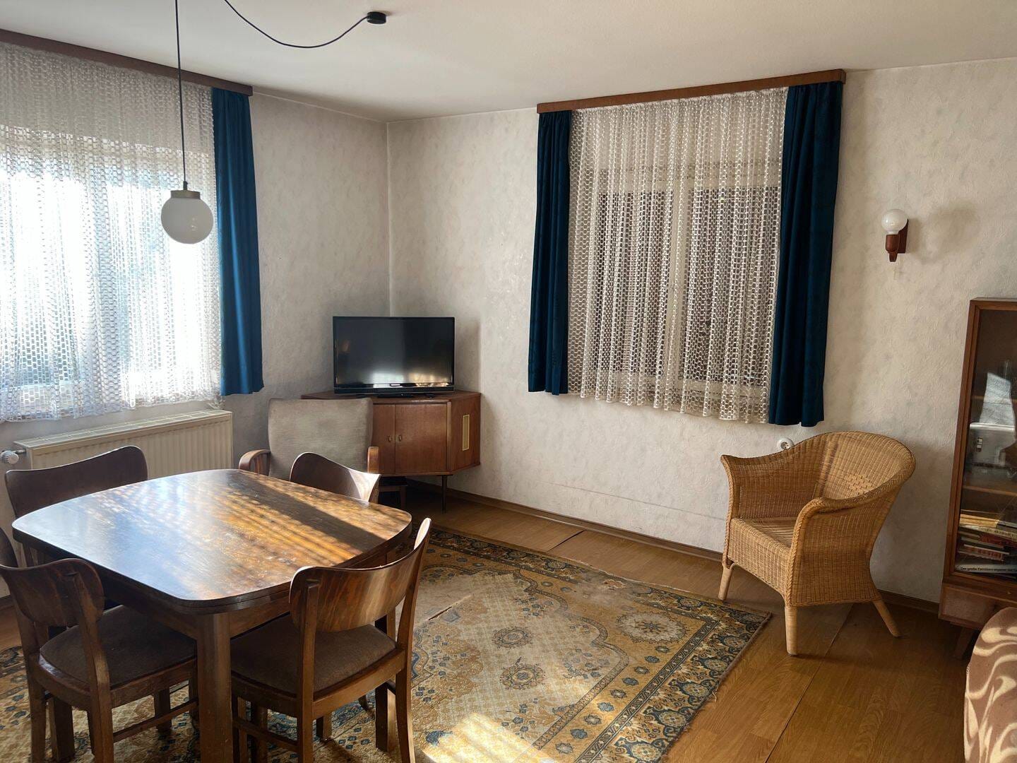 Immobilie in Gomaringen - Haus mit schönem Grundstück in ruhiger und guter Lage - Bild 3