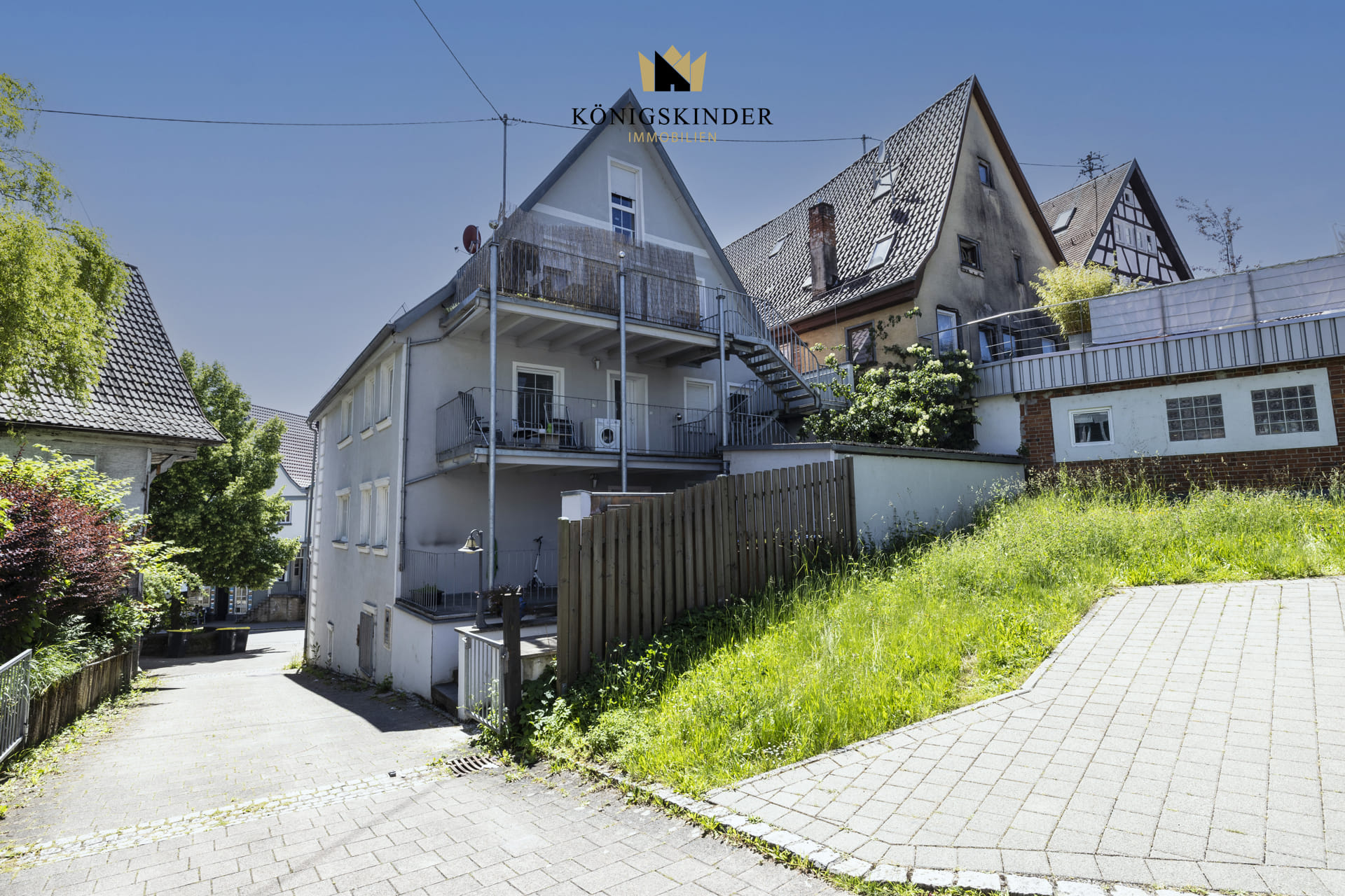 Immobilie in Sulzbach an der Murr - Kernsaniertes Mehrfamilienhaus mit Gewerbeeinheit in zentraler Lage von Sulzbach - Bild 1