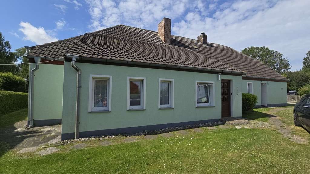 Immobilie in Putgarten - Repräsentatives Haus, ehem. Schule mit historischem Charme 8-Zimmer-Mehrfamilienhaus in Putgarten - Bild 1