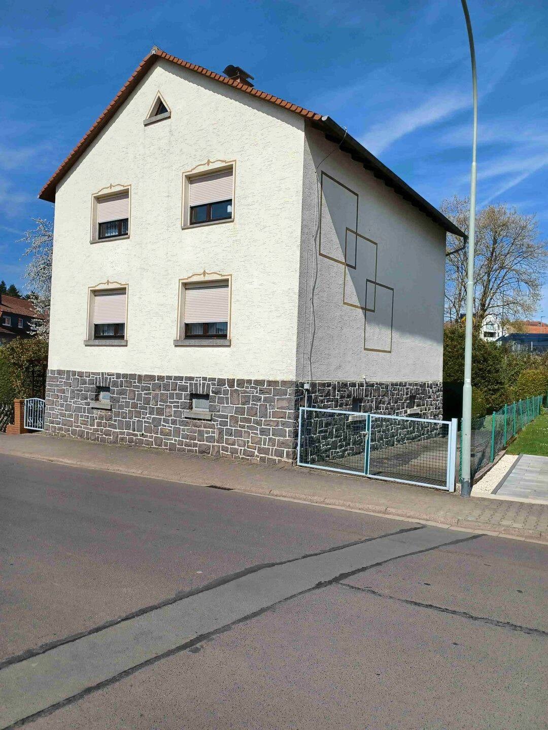 Immobilie in Gedern - +++ Wohnhaus in zentraler Lage +++ - Bild 1