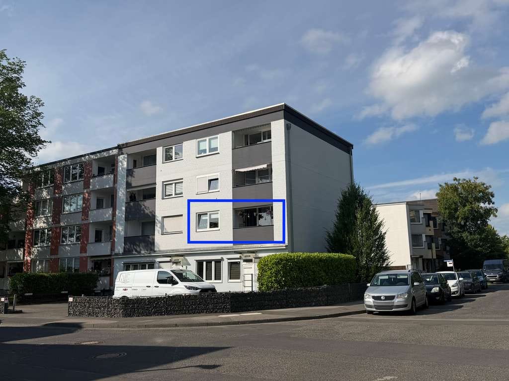 Immobilie in Lohmar - MANNELLA *Wohnen oder investieren: Eigentumswohnung in Lohmar mit Balkon, Keller und Außenparkplatz* - Bild 4