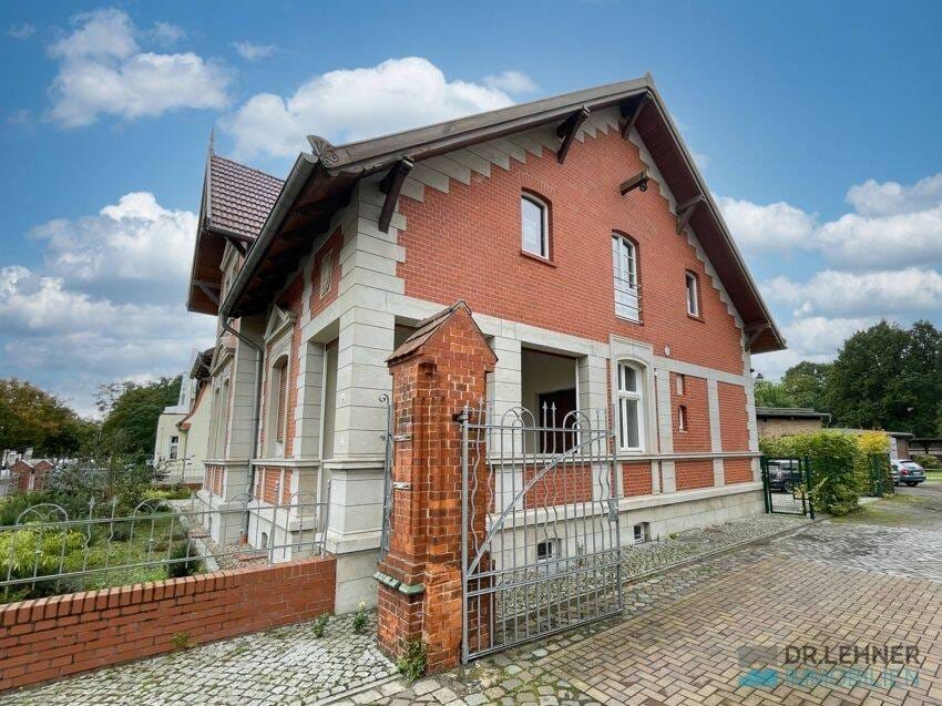 Immobilie in Wittenberge - Jugendstilvilla von 1907 - Historische Eleganz mit modernem Wohnkomfort - Bild 3