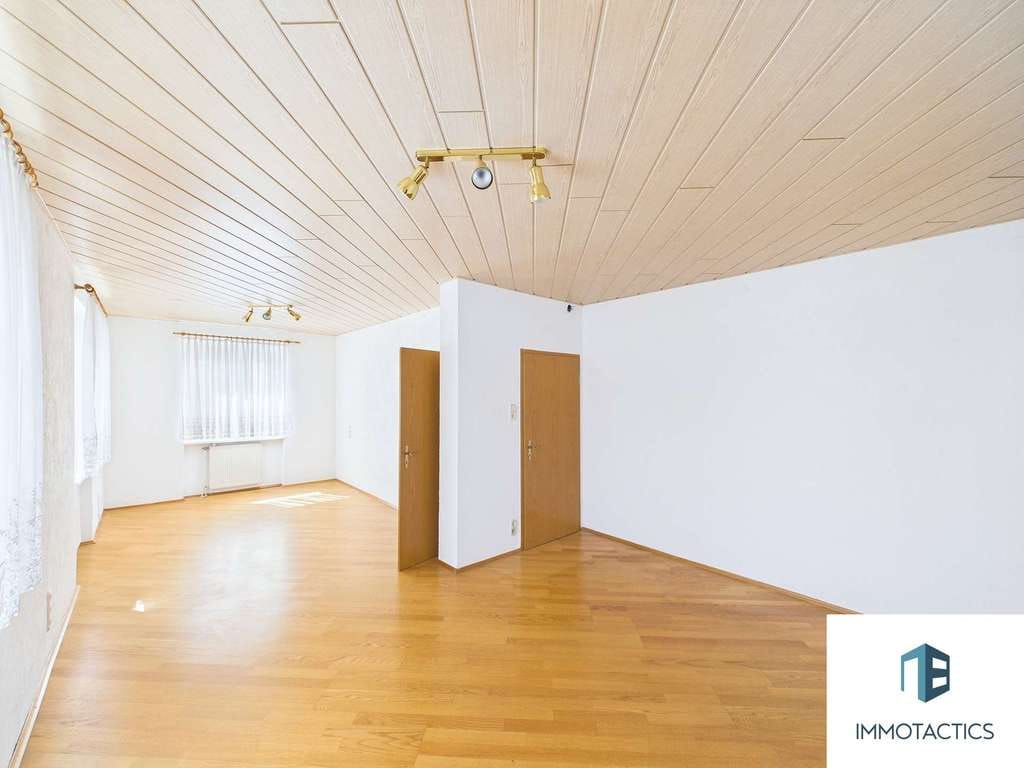 Immobilie in Hargesheim - Einfamilienhaus in Hargesheim mit Hof, Keller, Doppelgarage und viel Raum für eigene Pläne - Bild 3
