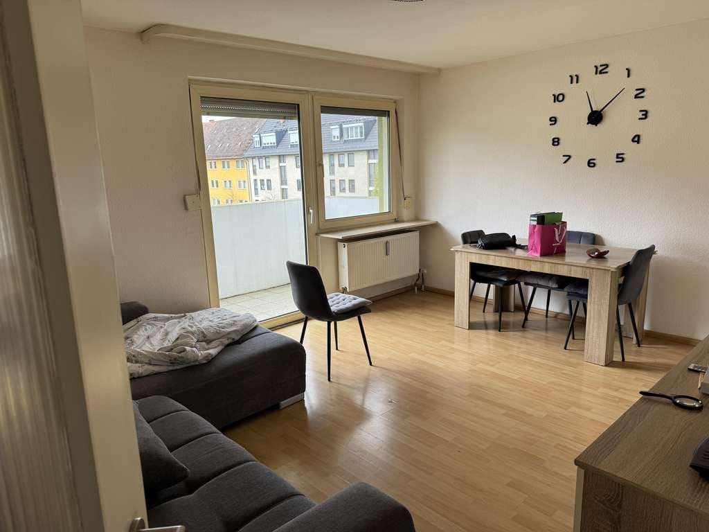 Immobilie in Nürnberg - Mittendrin statt nur dabei! Zentral gelegene 1,5 Zimmerwohnung mit Balkon in Schoppershof!  - Bild 2