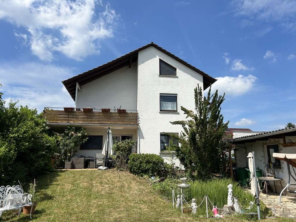 Immobilie in Großwallstadt - Freistehendes Einfamilienhaus mit großem Garten! - Bild 0