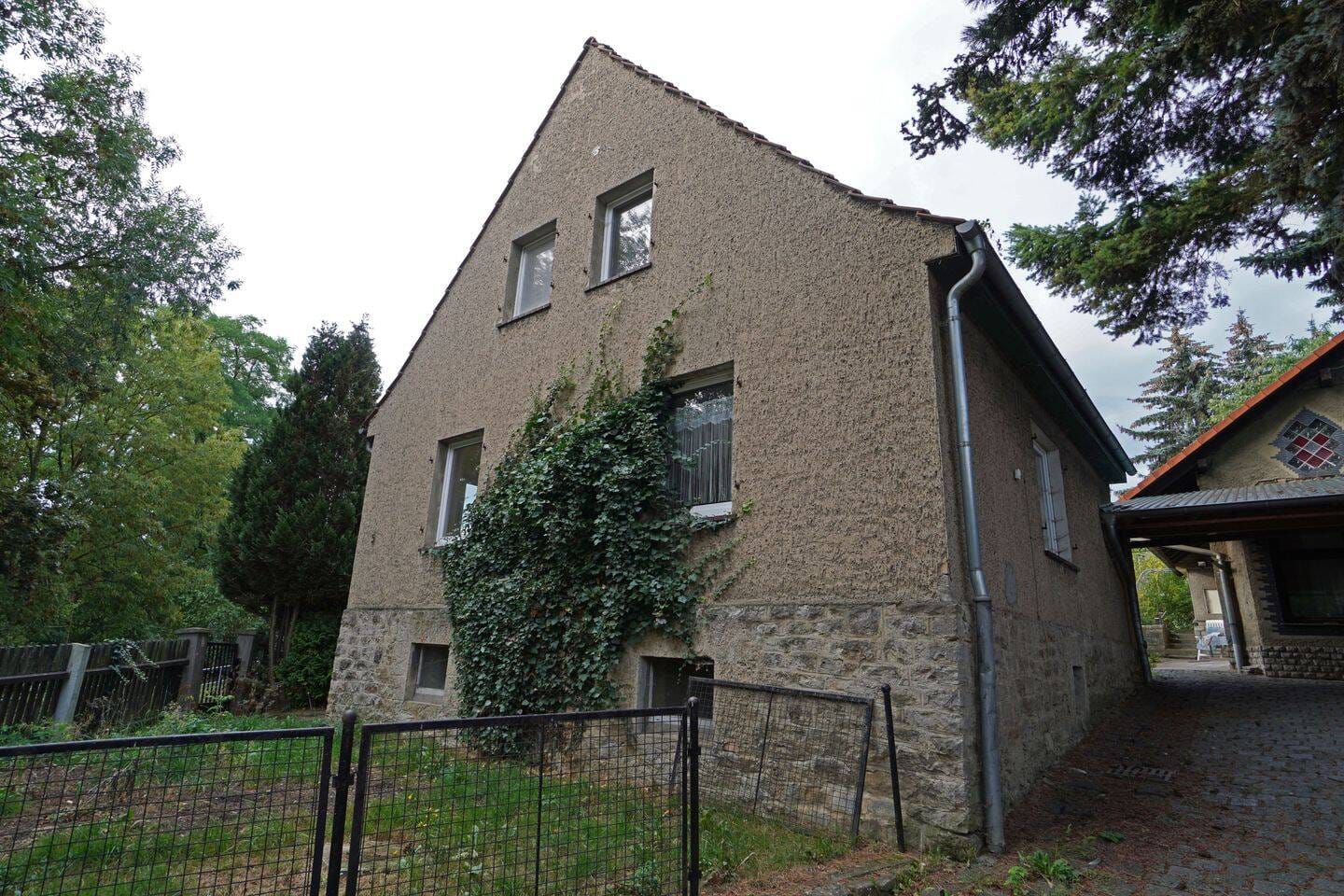 Immobilie in Bad Berka - Rarität: 2 Einfamilienhäuser - ideal für Mehrgenerationen oder befreundete Familien - Bild 4