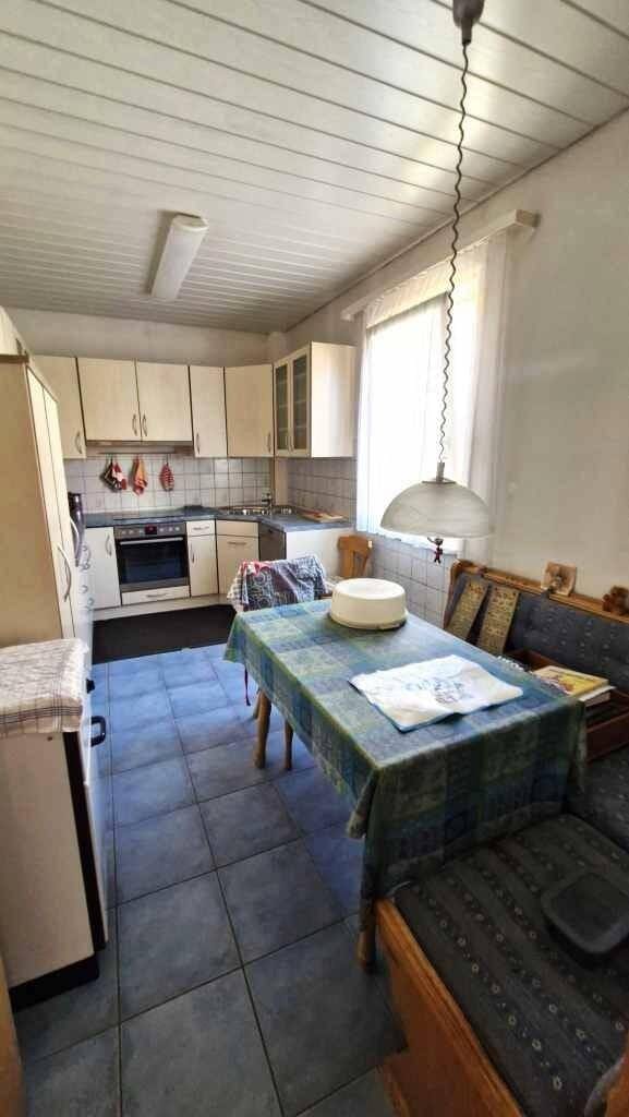 Immobilie in Nehren - Toll erhaltenes Bauernhaus mit Garten, Garage und Scheune für hunderte Möglichkeiten - Bild 3