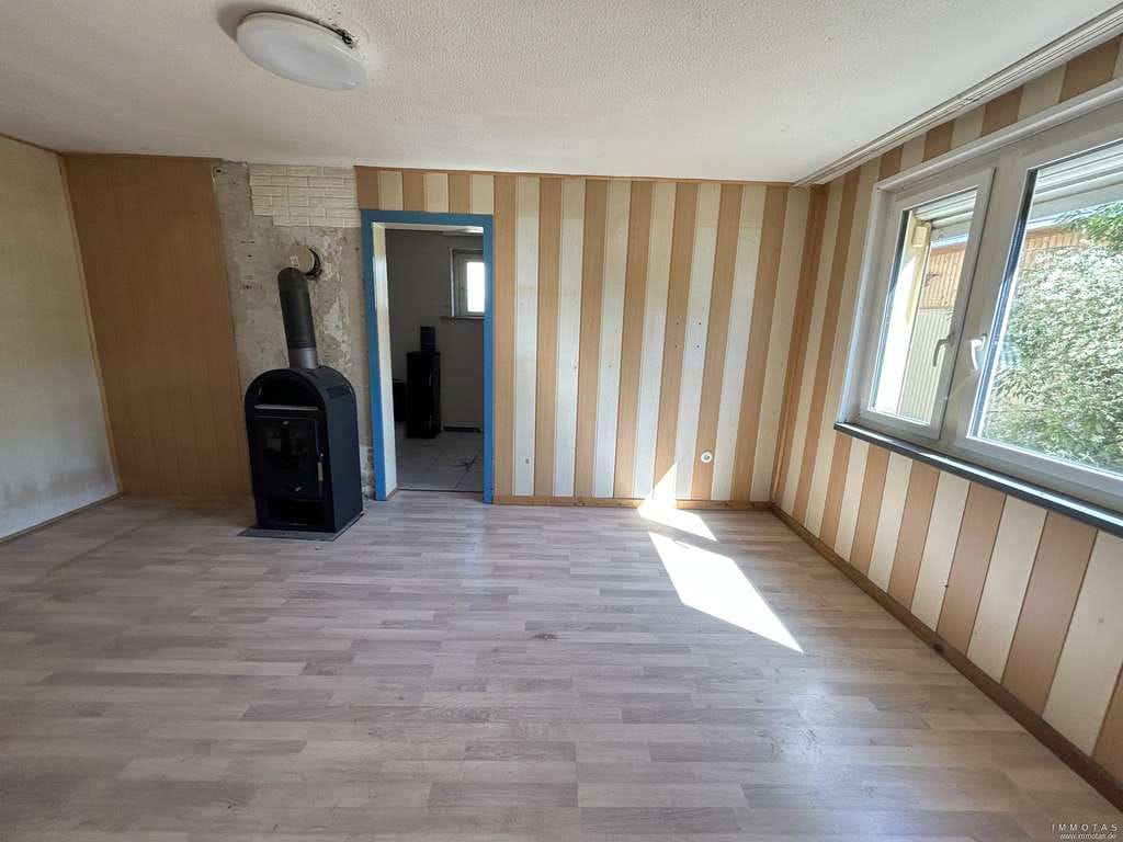 Immobilie in Olsbrücken - BIETERVERFAHREN - PROVISIONSFREI - Einfamilienhaus ohne Garten - umfassend sanierungsbedürftig - Bild 1