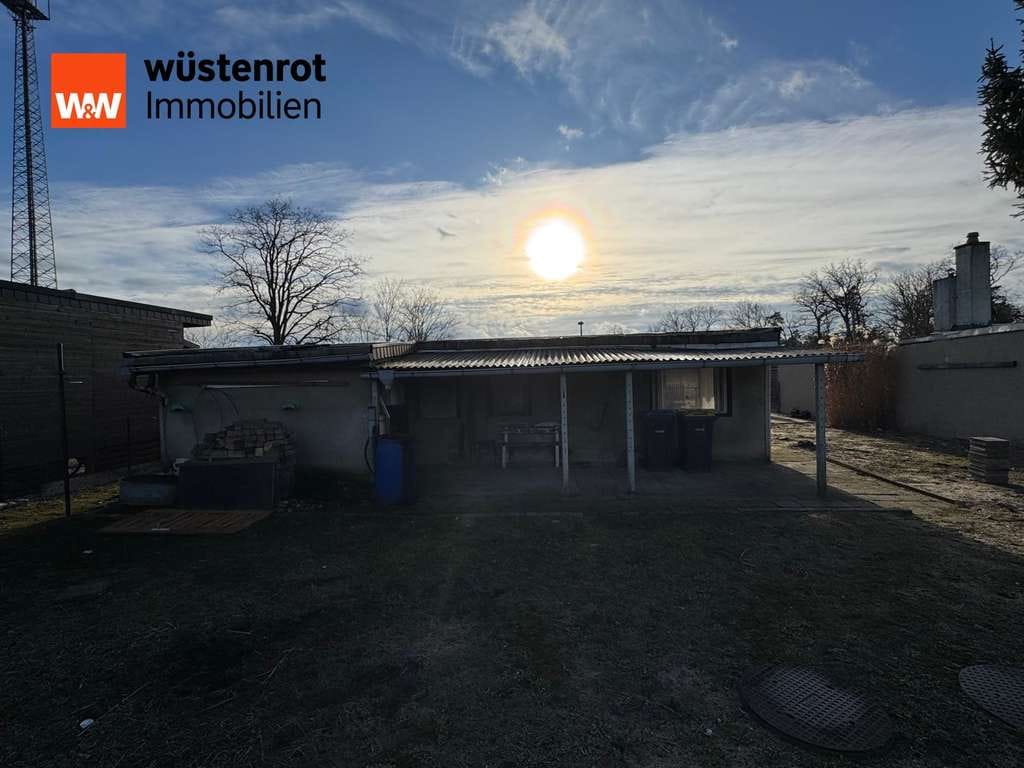 Immobilie in Oranienbaum-Wörlitz - Sanierungsbedürftiger Bungalow mit Potenzial in Oranienbaum-Wörlitz - Bild 2