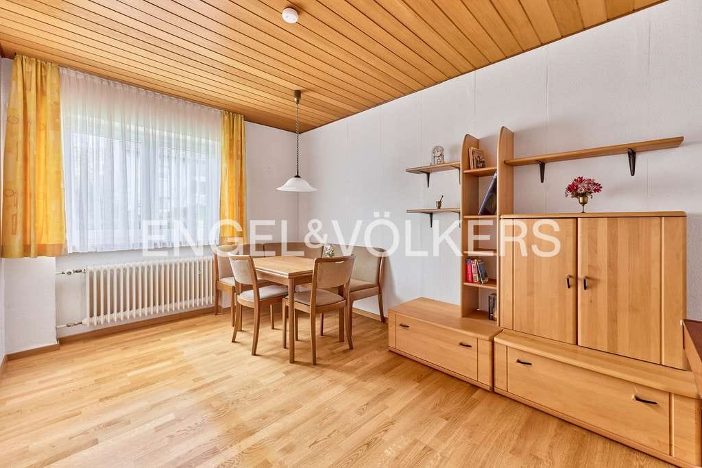 Immobilie in Erzhausen - Familienhaus/Mehrgenerationenwohnen mit weitläufigem Garten & toller Verkehrsanbindung - Bild 3