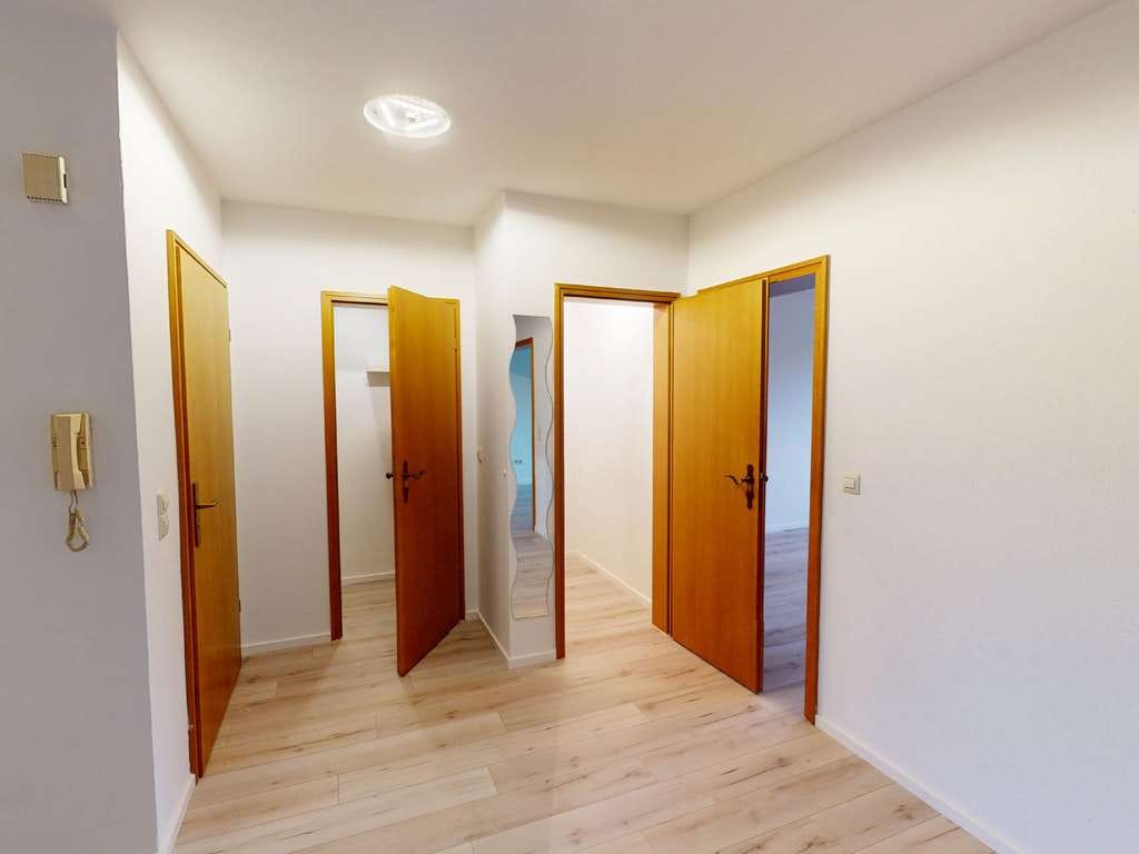 Immobilie in Appenweier - Frisch renovierte 2-Zimmer-Wohnung mit Balkon in ruhiger Lage von Urloffen - Bild 2