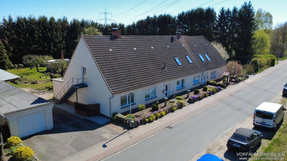 Immobilie in Plate - Mehrfamilienhaus mit großem Grundstück nahe der Landeshauptstadt Schwerin - Bild 0
