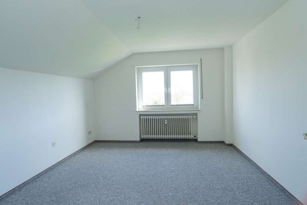 Immobilie in Werther - Helle 2-Zimmer-Dachgeschosswohnung mit Feldblick in verkehrsberuhigter Lage von Werther - Bild 3