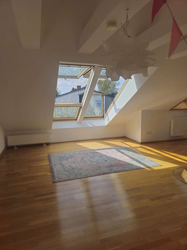 Immobilie in Ebersberg - Charmante 2,5-Zimmer Dachgeschosswohnung in Ebersberg - Bild 1