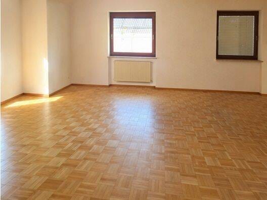 Immobilie in Kuppenheim - Zweifamilien- und Mehrgenerationenhaus / Ausbaupotential  - Bild 4