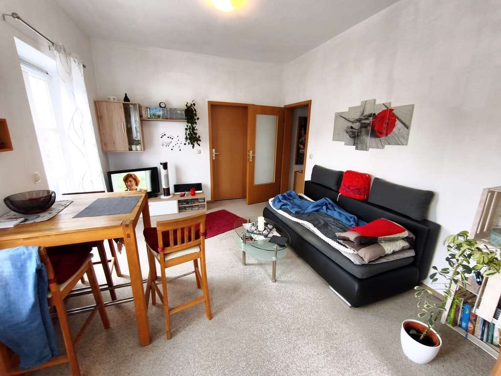 Immobilie in Bad Birnbach - Zentral und ruhig gelegene Dachgeschosswohnung mit besonderem Charme - Bild 4