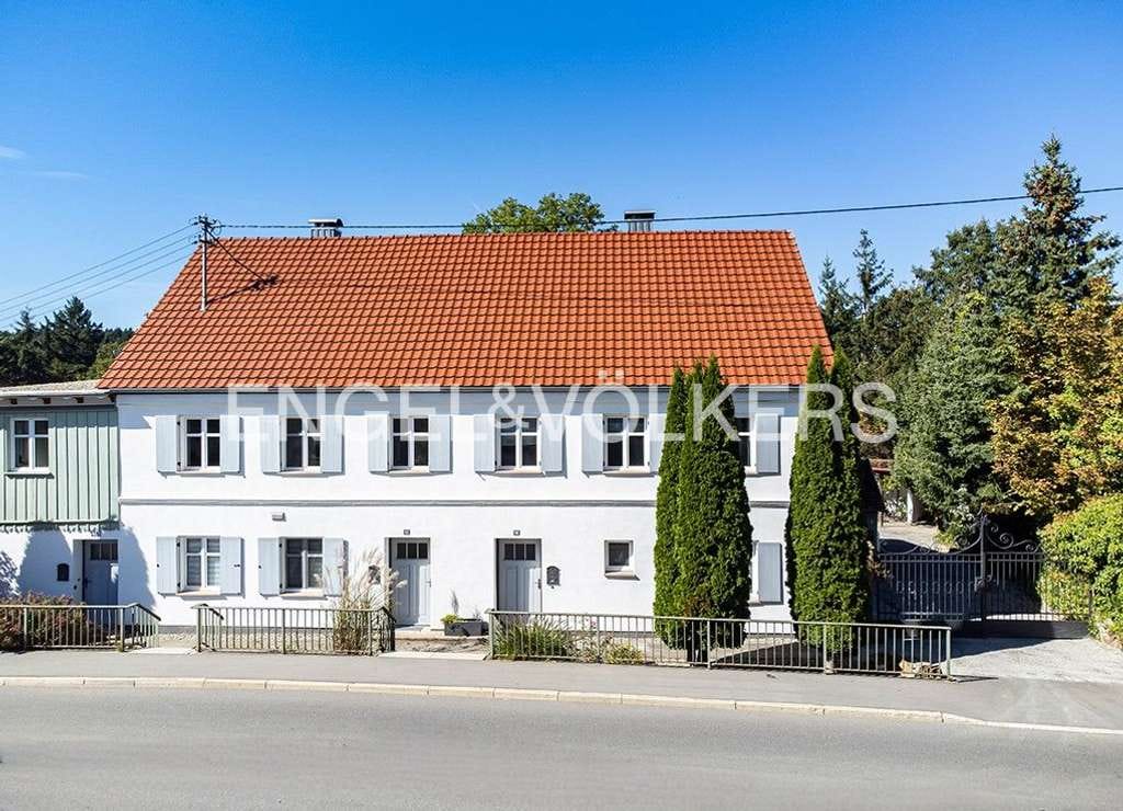 Immobilie in Schwendi - Herrliches Anwesen mit 4 Wohnungen und parkähnlichem Grundstück - Bild 0