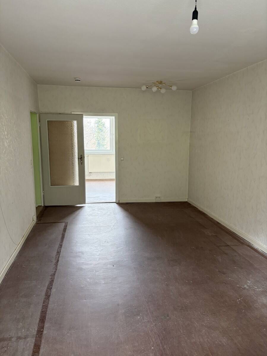 Immobilie in Weimar - Charmante 3-Raum-Wohnung mit Balkon in attraktiver Lage von Weimar - Bild 2