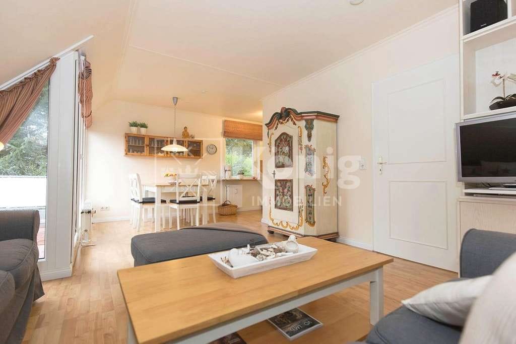 Immobilie in Wenningstedt-Braderup (Sylt) - GENEHMIGTE FERIENWOHNUNG IN DORFTEICHNÄHE - Bild 4