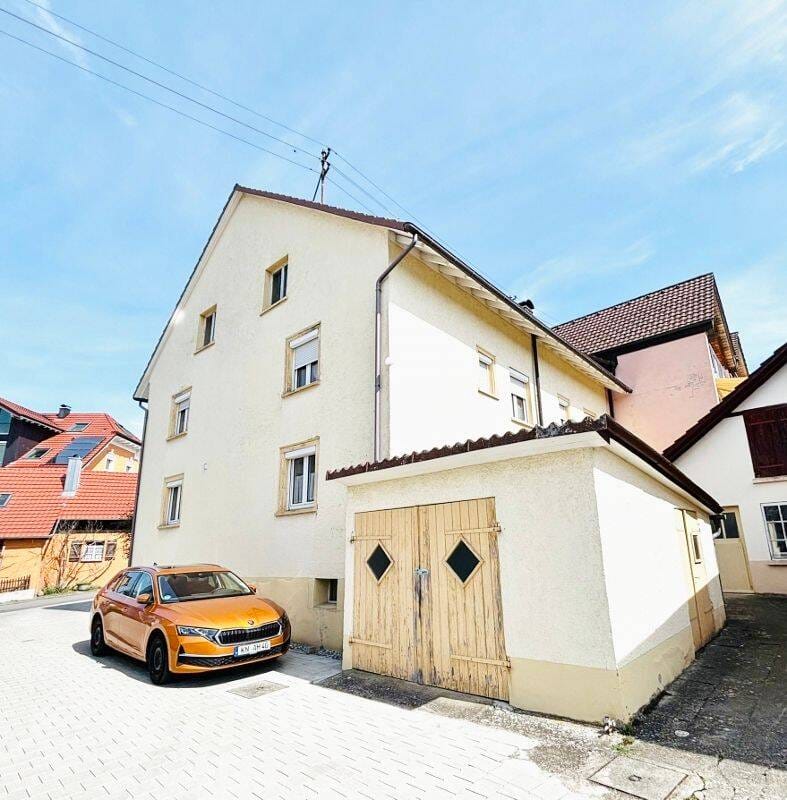 Immobilie in Hilzingen -  Ideal für Familien und Generationen! gepflegtes Wohnhaus mit Potential - Bild 1