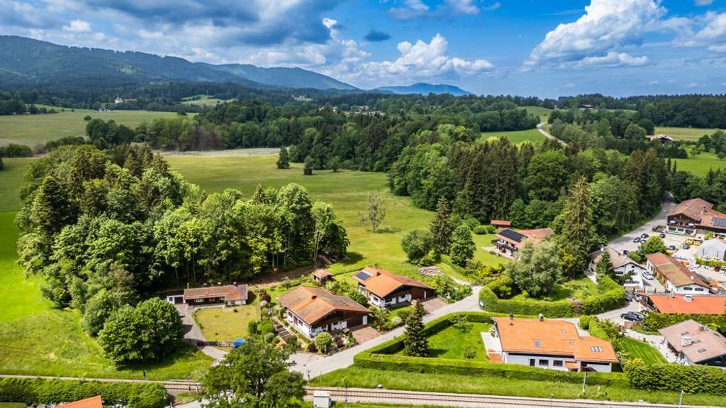 Immobilie in Gmund - Landhaus in Gmund/Moosrain, ein Traum für jede Familie - Bild 0