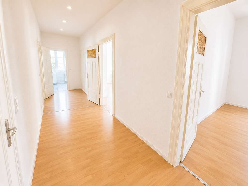 Immobilie in Weida - Geräumiger Wohntraum in Weida - 3-Raum  Wohnung mit Kamin und Einbauküche - Bild 4